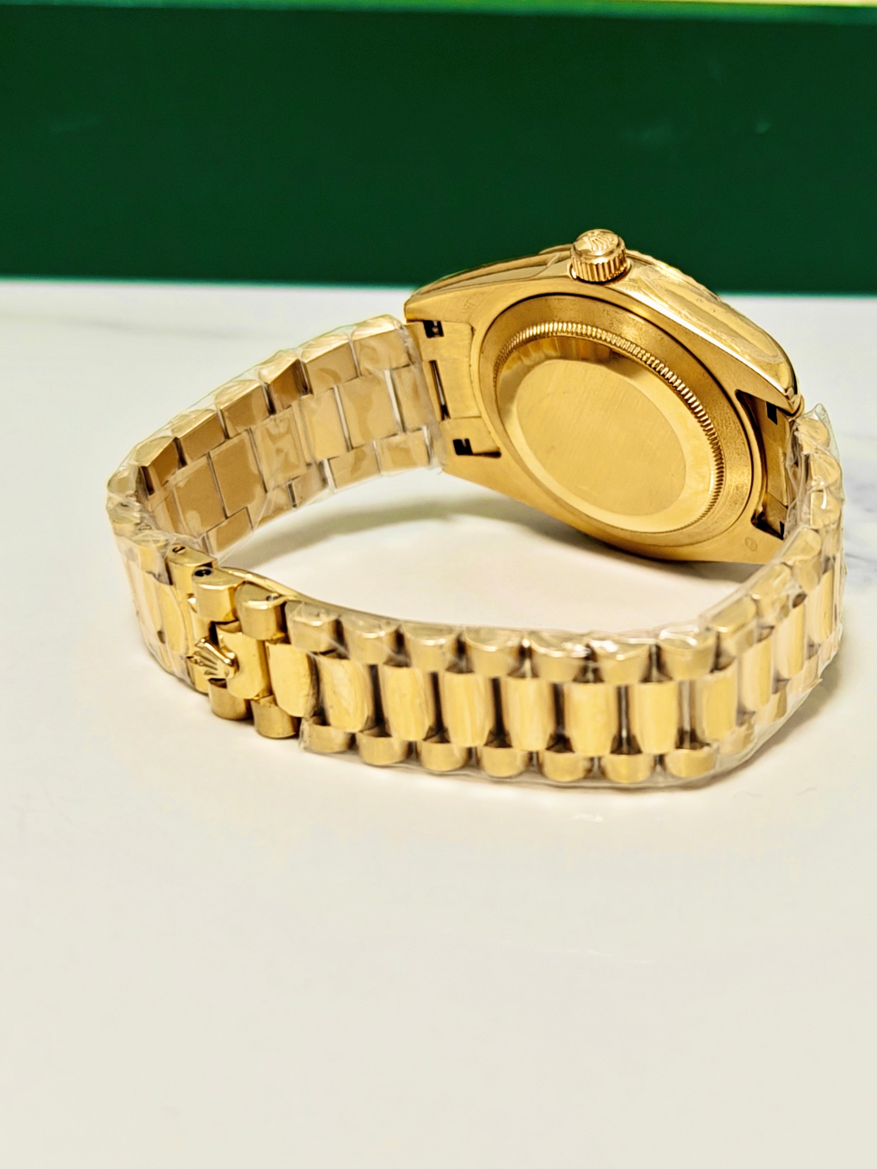 Rolex 1:1 Day-Date 40 NEW 2024 GREEN Dial Yellow Gold President 228238 Fluted Bezel