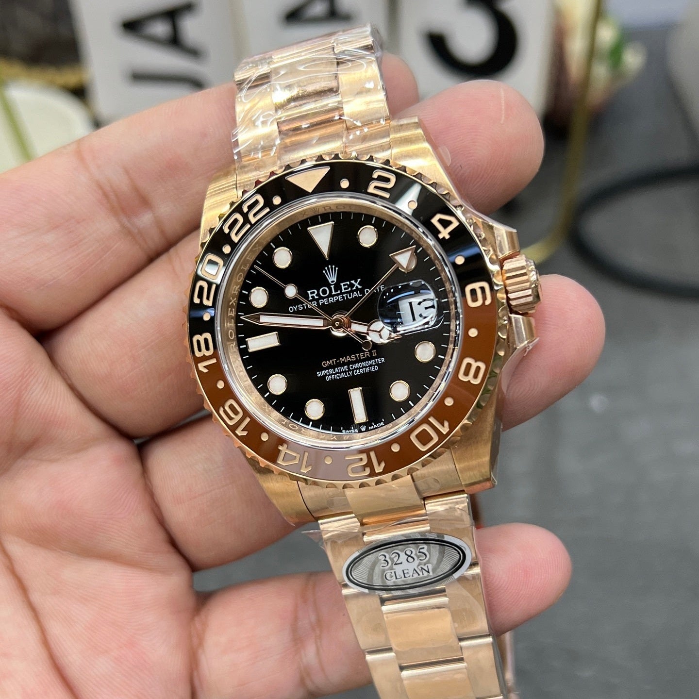Rolex 1:1 GMT-Master II “Root Beer” – Everose Gold & Black Ceramic Bezel